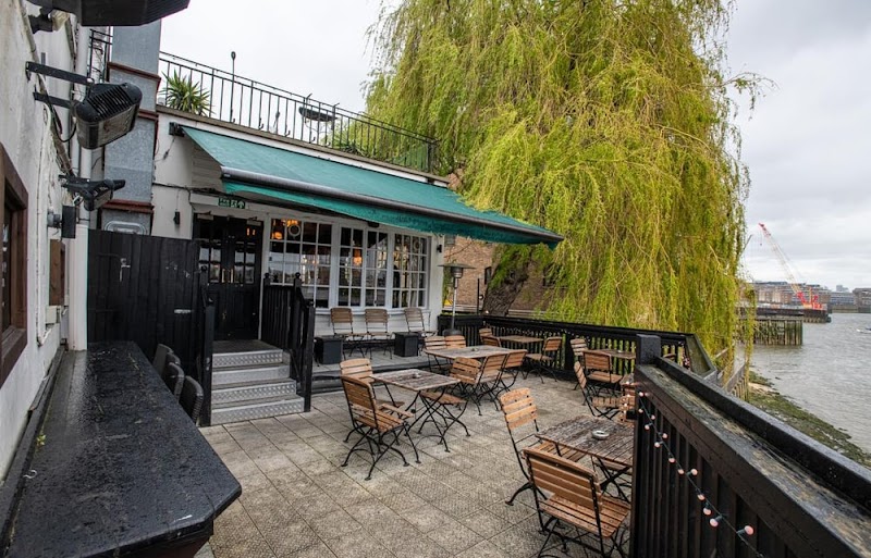 Thames Kayak & Wapping - 3